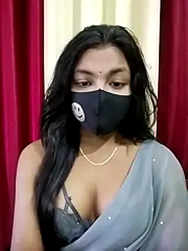 Snapshot of Myra-sen chatting on February 18, 2026, 3:57 am Myra-sen online show from February 18, 2026, 3:57 am