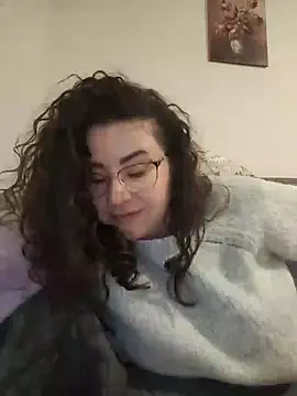 Snapshot of JESSYKA chatting on November 19, 2025, 8:42 pm JESSYKA online show from November 19, 2025, 8:42 pm