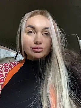 Maya Willis online show from February 5, 2025, 9:04 am