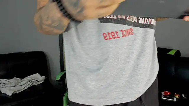 jamesinked  online show from January 27, 2025, 3:50 pm