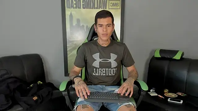 jamesinked  online show from February 12, 2025, 6:51 pm