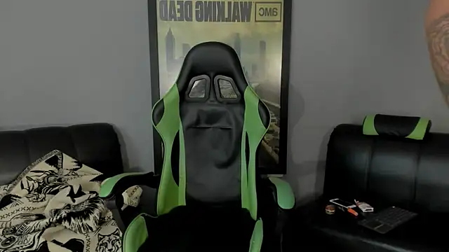 jamesinked  online show from February 18, 2025, 8:03 pm