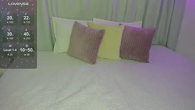 susyy7 online show from February 5, 2025, 3:34 am