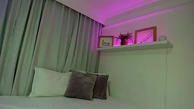 susyy7 online show from November 5, 2025, 7:36 pm