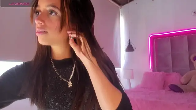 Snapshot of Melody_Ds chatting on January 22, 2025, 8:38 pm Melody Ds online show from January 22, 2025, 8:38 pm