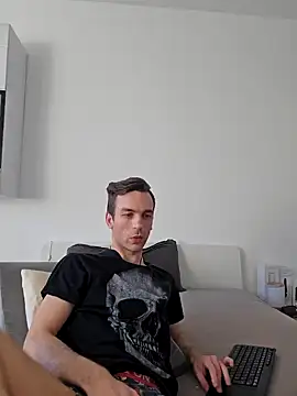 nickdtr online show from January 13, 2025, 9:08 am