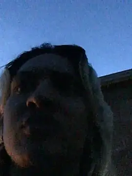 Snapshot of aslyhernandez_7 chatting on January 13, 2025, 11:27 pm aslyhernandez 7 online show from January 13, 2025, 11:27 pm