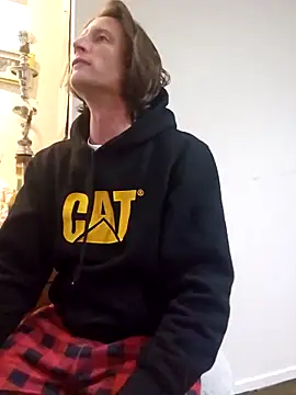 kindbut69 online show from November 3, 2025, 8:37 am