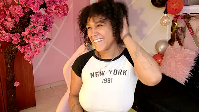 Elith noa online show from October 20, 2025, 7:36 pm