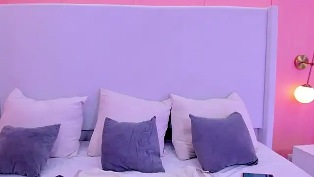 Snapshot of shaina_vasquez chatting on November 2, 2025, 4:26 am shaina vasquez online show from November 2, 2025, 4:26 am