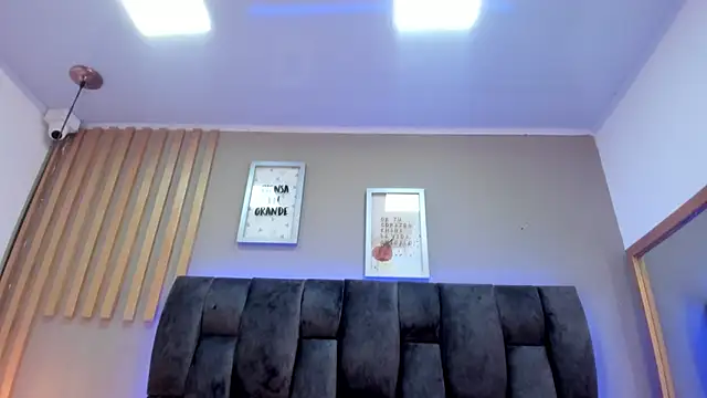 mariaa fernanda online show from March 22, 2025, 6:54 am