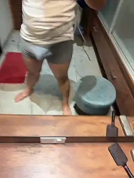 Snapshot of versatile_guy01 chatting on February 7, 2026, 1:53 am versatile guy01 online show from February 7, 2026, 1:53 am