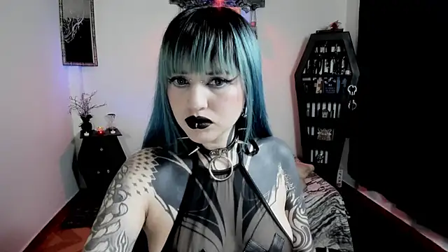 Snapshot of DimmuandDarkness chatting on June 12, 2026, 8:57 am DimmuandDarkness online show from June 12, 2026, 8:57 am