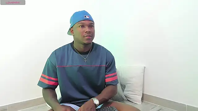 Troykhalil online show from November 9, 2025, 9:24 pm