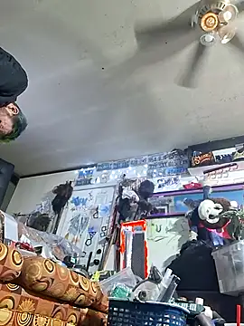 gettinit2wice online show from April 17, 2026, 2:20 pm