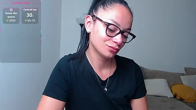 BabySerene online show from November 3, 2025, 3:08 am