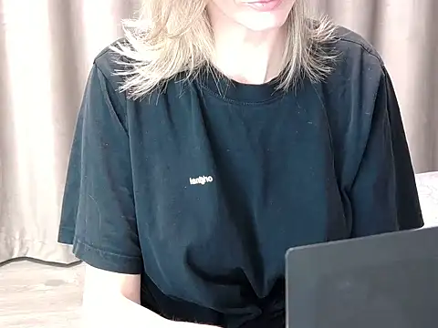 LustyDream4u online show from December 4, 2024, 11:41 am