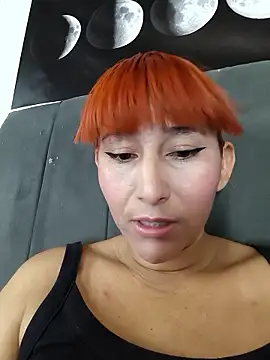 florecita9 online show from January 15, 2026, 7:28 pm