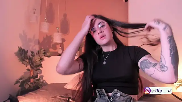 Ally addams online show from September 22, 2025, 5:09 am