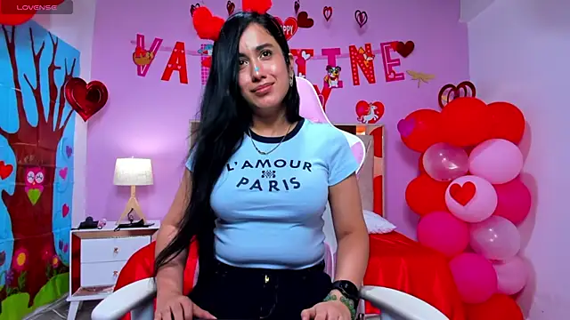 Miia harper  online show from February 4, 2025, 1:27 pm