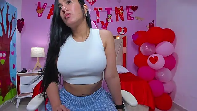 Miia harper  online show from February 5, 2025, 1:00 pm