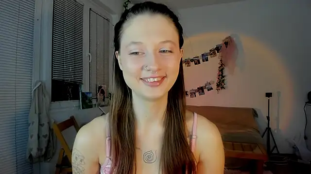 Snapshot of Jenny_darling_love chatting on February 26, 2025, 7:05 pm Jenny darling love online show from February 26, 2025, 7:05 pm