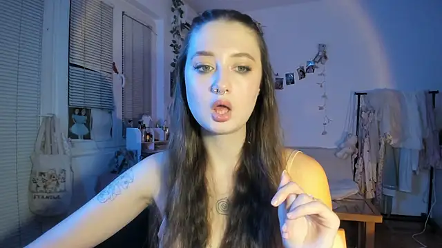 Snapshot of Jenny_darling_love chatting on October 4, 2025, 6:28 pm Jenny darling love online show from October 4, 2025, 6:28 pm