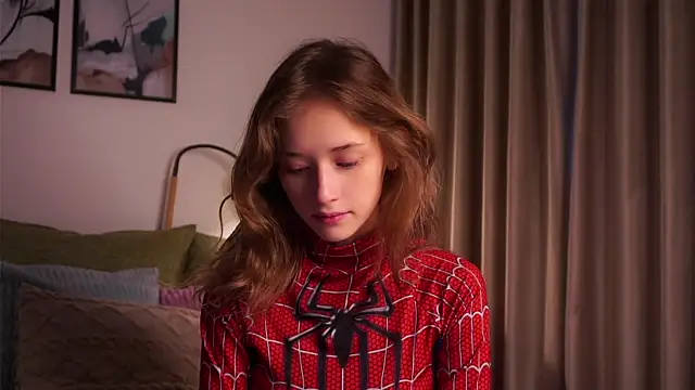 EdlinHargus online show from November 2, 2025, 1:19 am