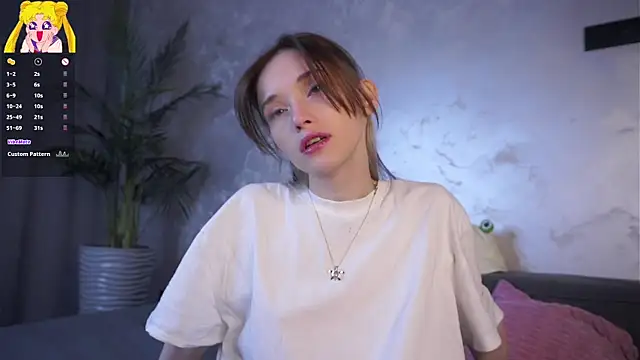 EdlinHargus online show from April 12, 2026, 1:54 am