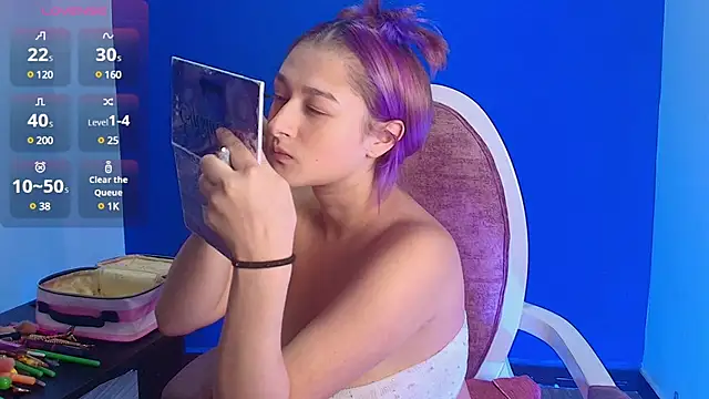 Snapshot of emilybaboo chatting on February 14, 2025, 12:25 pm emilybaboo online show from February 14, 2025, 12:25 pm