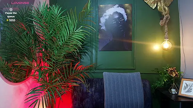 Snapshot of emilybaboo chatting on March 11, 2025, 3:56 pm emilybaboo online show from March 11, 2025, 3:56 pm