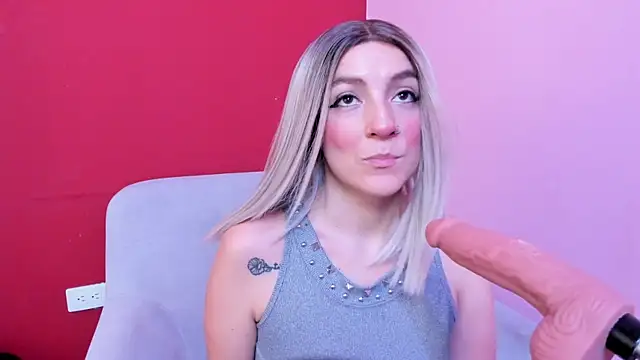 Kate bunny  online show from November 12, 2025, 11:21 am