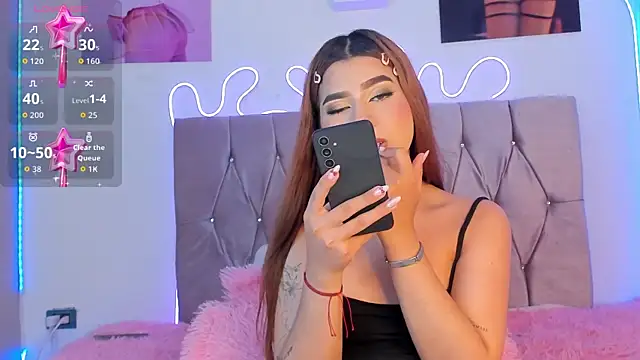 Snapshot of Ashley_piinkk_ chatting on September 17, 2025, 12:29 pm Ashley piinkk  online show from September 17, 2025, 12:29 pm