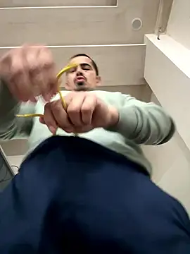 shivani0999 online show from January 11, 2026, 12:04 am