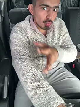 shivani0999 online show from February 3, 2026, 2:53 am