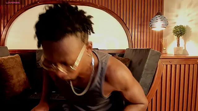 JamalMyst online show from November 18, 2025, 3:56 am