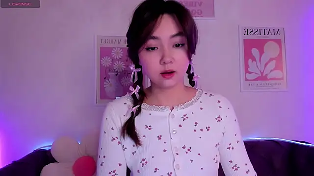 Fluffy Rose online show from January 21, 2025, 2:00 am