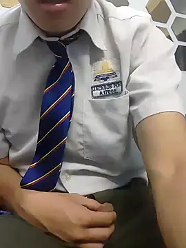 jerryzai online show from January 1, 2025, 7:52 am