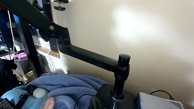 dick-penisu102 online show from February 24, 2026, 6:28 pm