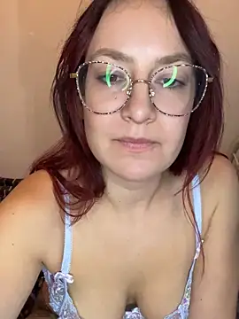 ladoucedu34 online show from November 3, 2025, 3:46 pm