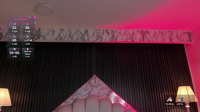 MeganDraco  online show from November 4, 2025, 12:26 pm