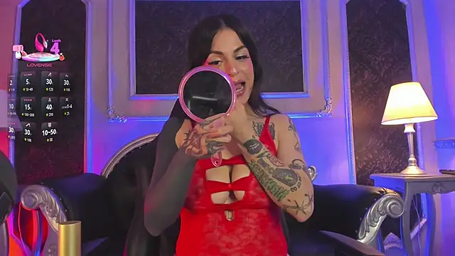 MeganDraco  online show from February 4, 2026, 1:17 pm