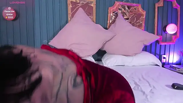 Kayla stern  online show from March 4, 2025, 11:08 am