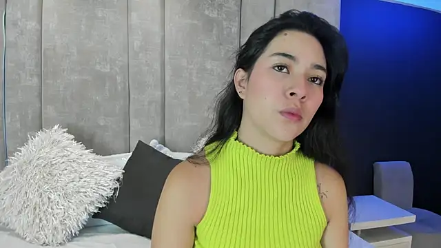 Susa1userma  online show from May 4, 2026, 11:28 am