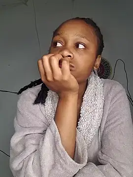 hot-tandy online show from September 24, 2025, 1:53 am