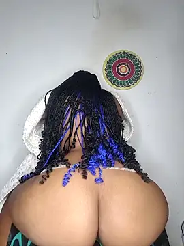 hot-tandy online show from November 12, 2025, 11:14 pm