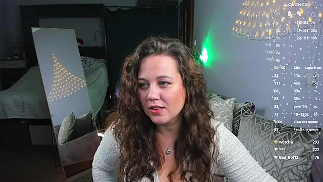 Snapshot of MissBecca chatting on October 30, 2025, 10:27 am MissBecca online show from October 30, 2025, 10:27 am