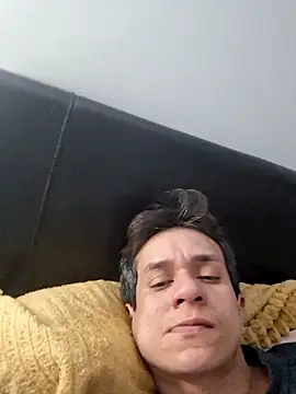 Tulio maravilha12 online show from March 14, 2026, 1:34 am