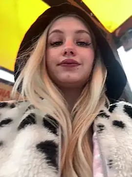 Milkyy wway online show from March 4, 2025, 8:02 am