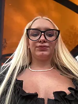 Milkyy wway online show from March 11, 2025, 8:30 am